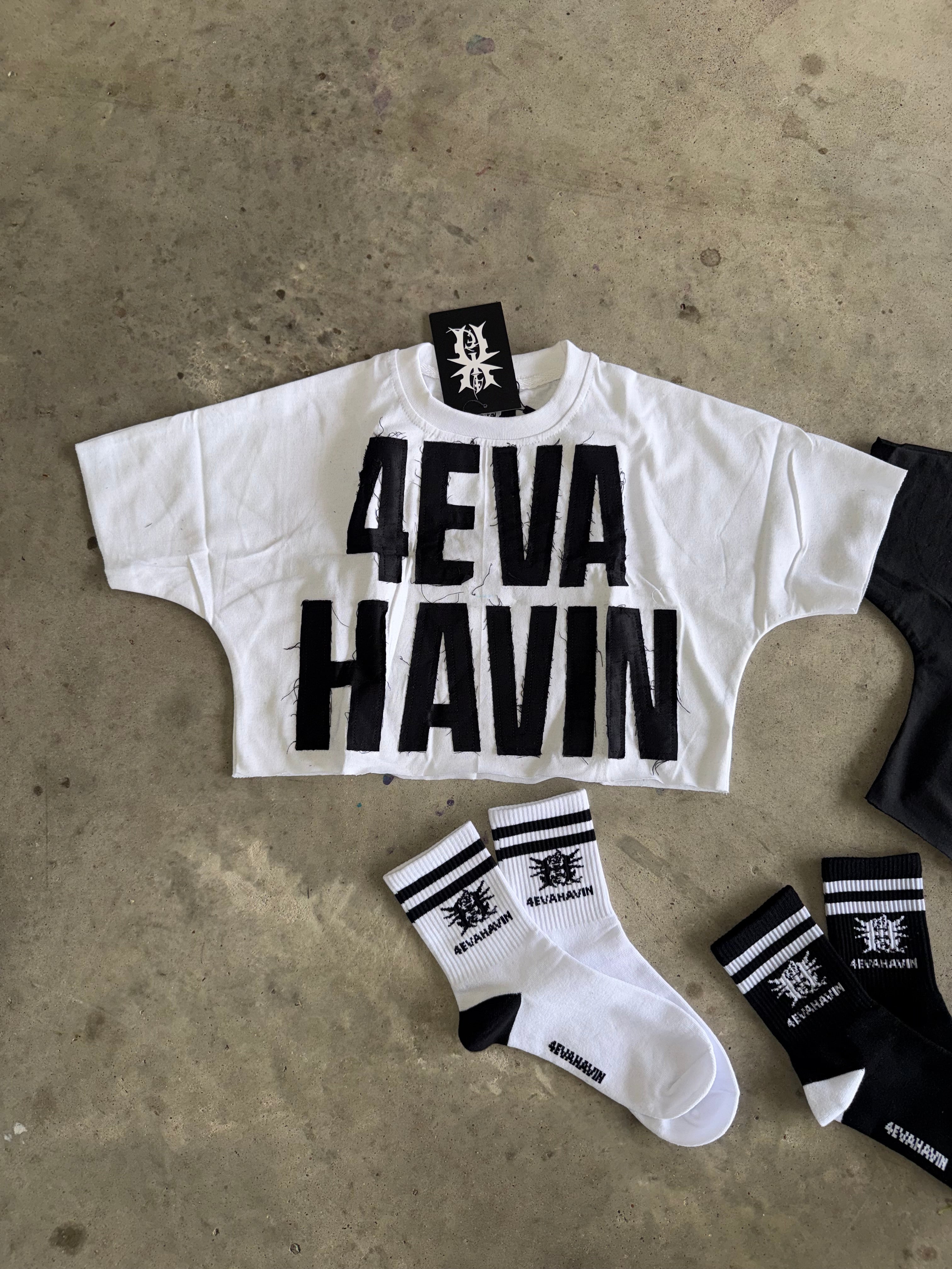 4EH PANDA BOXY & CROPPED BOXY TEE "ADULTS"